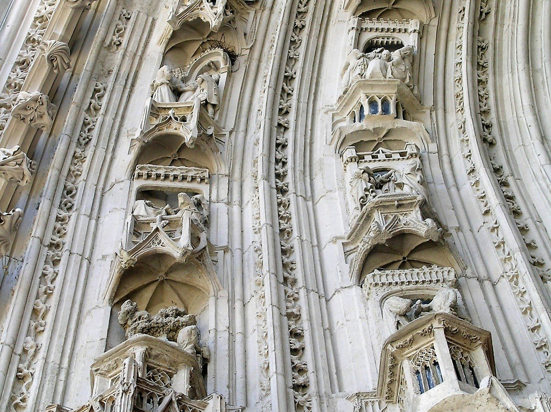 Cathédrale Saint-Pierre et Saint-Paul de Nantes-南特必去景点