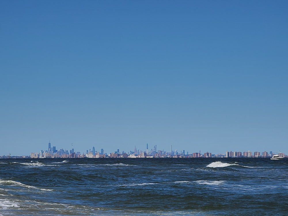 Gunnison Beach景点图片