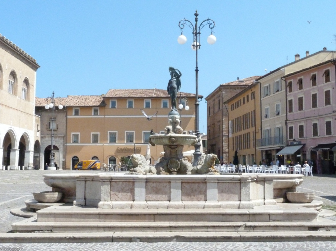 Fontana Della Fortuna景点图片