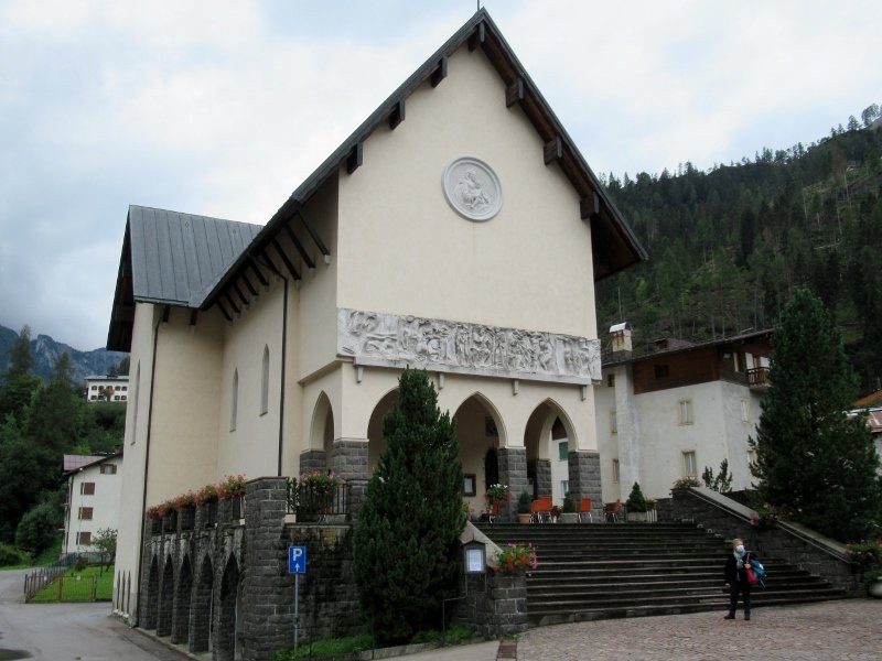 Chiesa di Santa Maria delle Grazie - Calloneghe-罗卡皮耶托雷必去景点