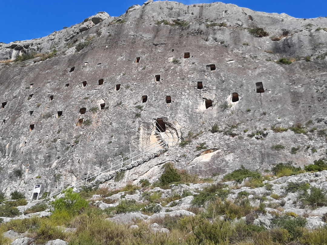 Covetes dels Moros景点图片