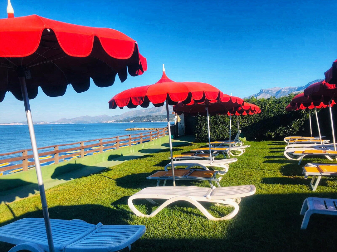 Lido Marina Beach景点图片