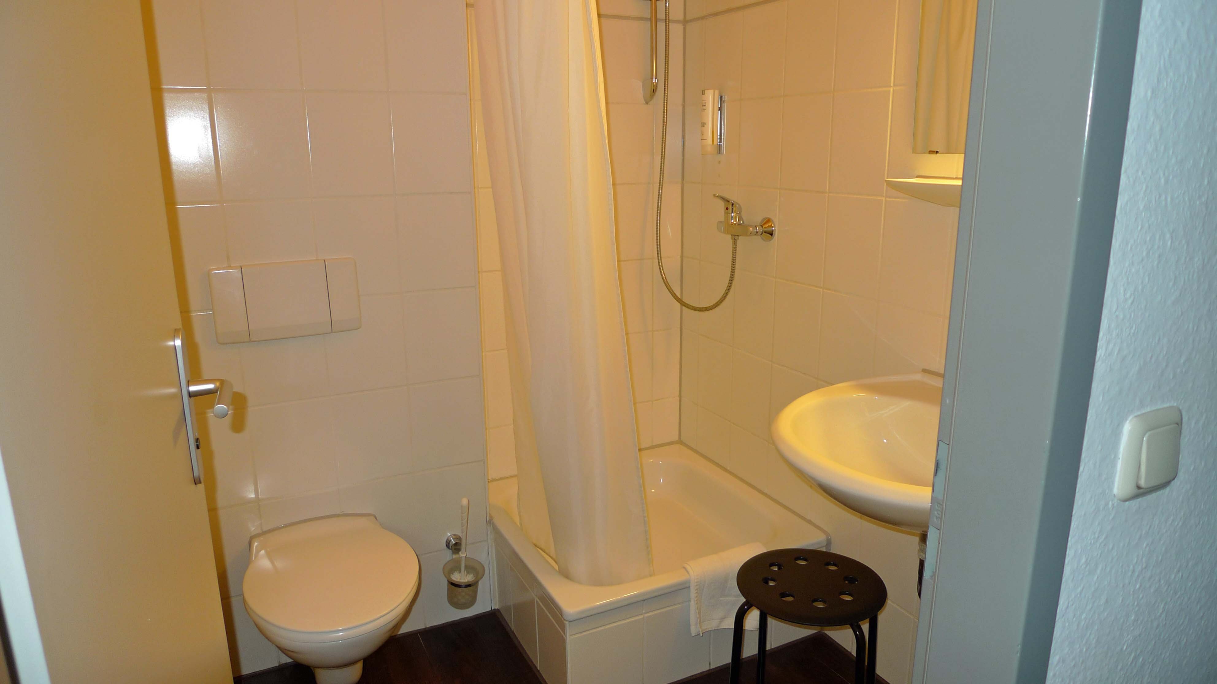 斯塔德特菲尔德酒店-浴室