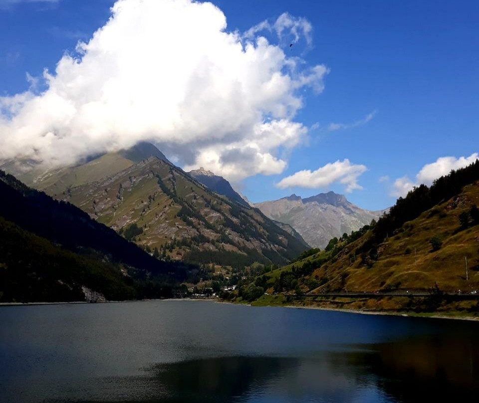 Lago di Pontechianale景点图片