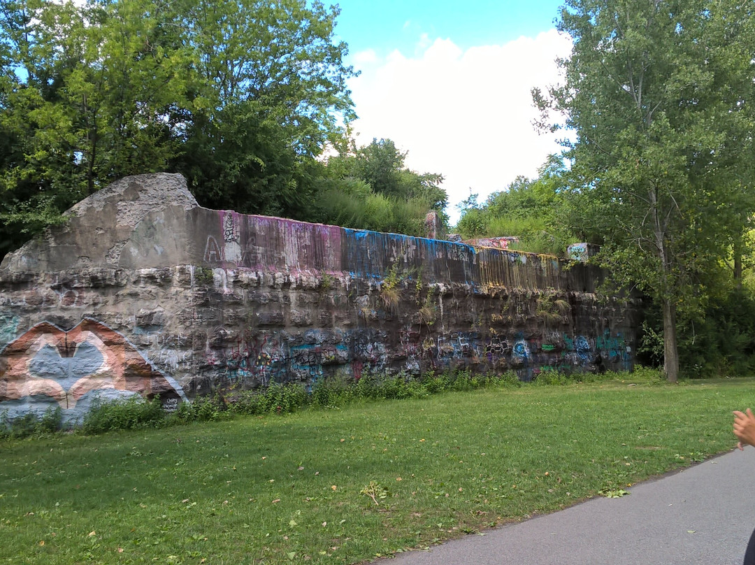 Rails to Trails Bike Path景点图片