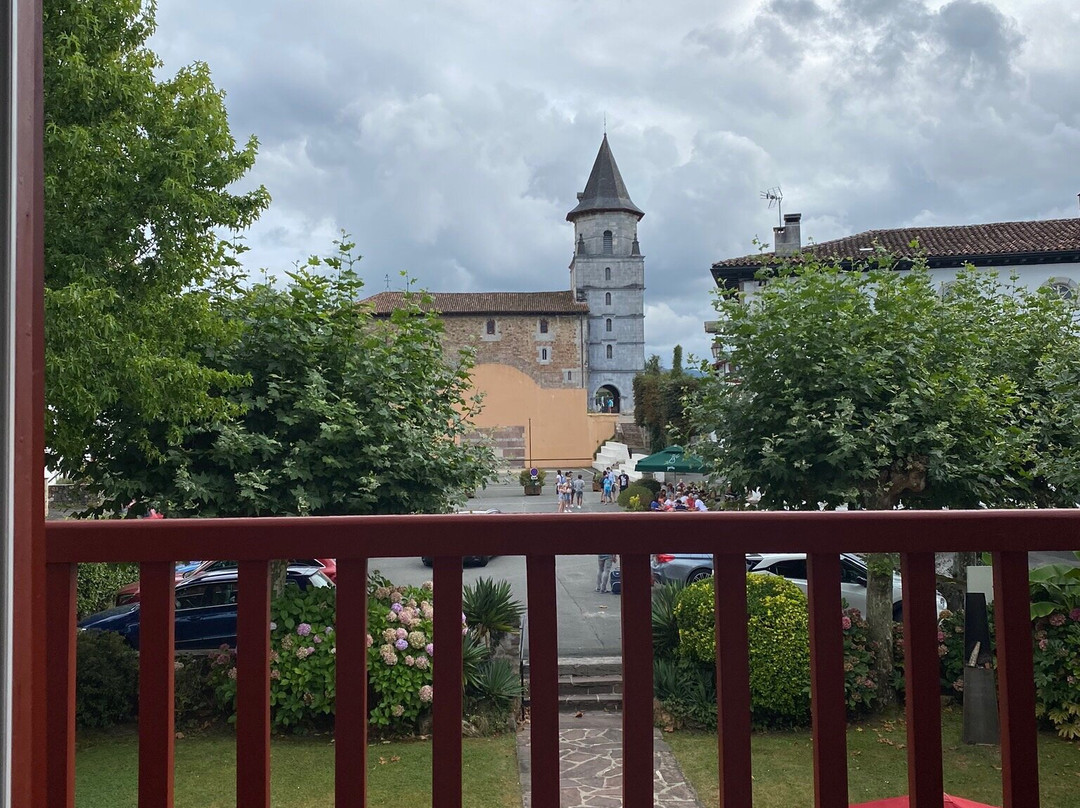 Hotel Ithurria主图