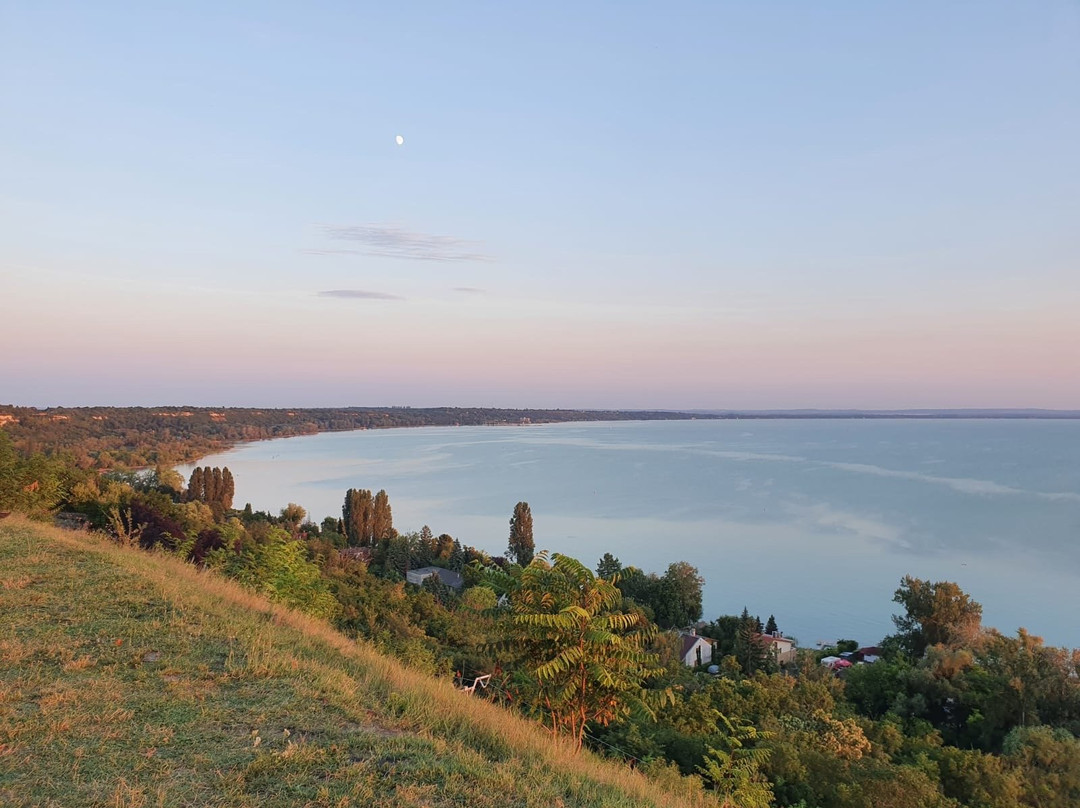 Balatonakarattya Magaspart-Balatonakarattya必去景点