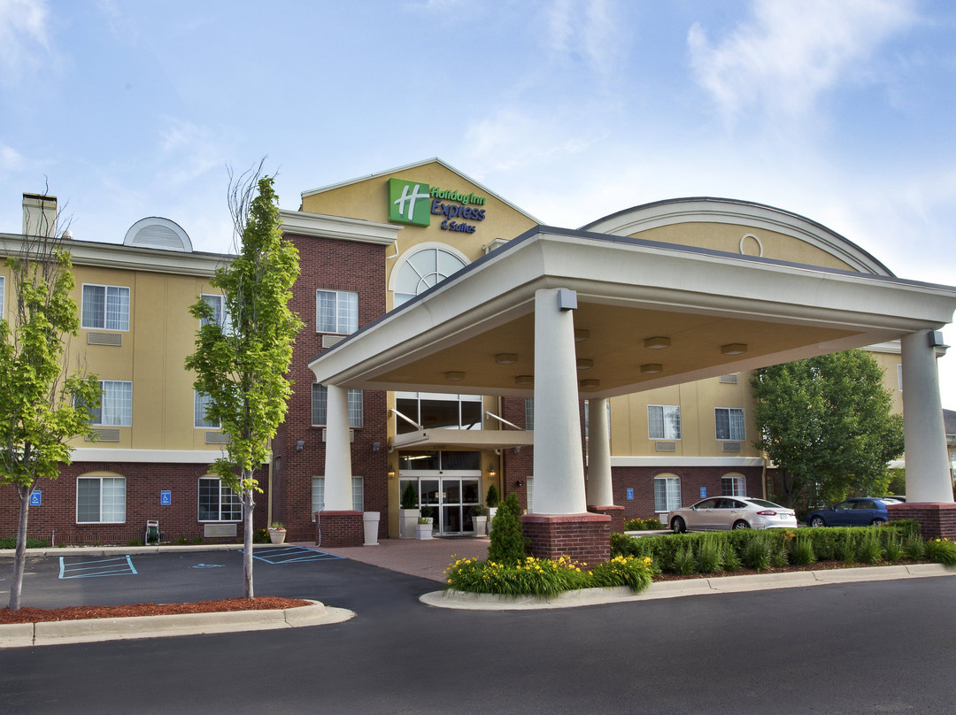 Holiday Inn Express & Suites Woodhaven By IHG主图