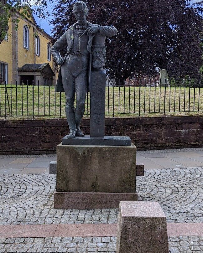 Statue of Johnnie Walker景点图片