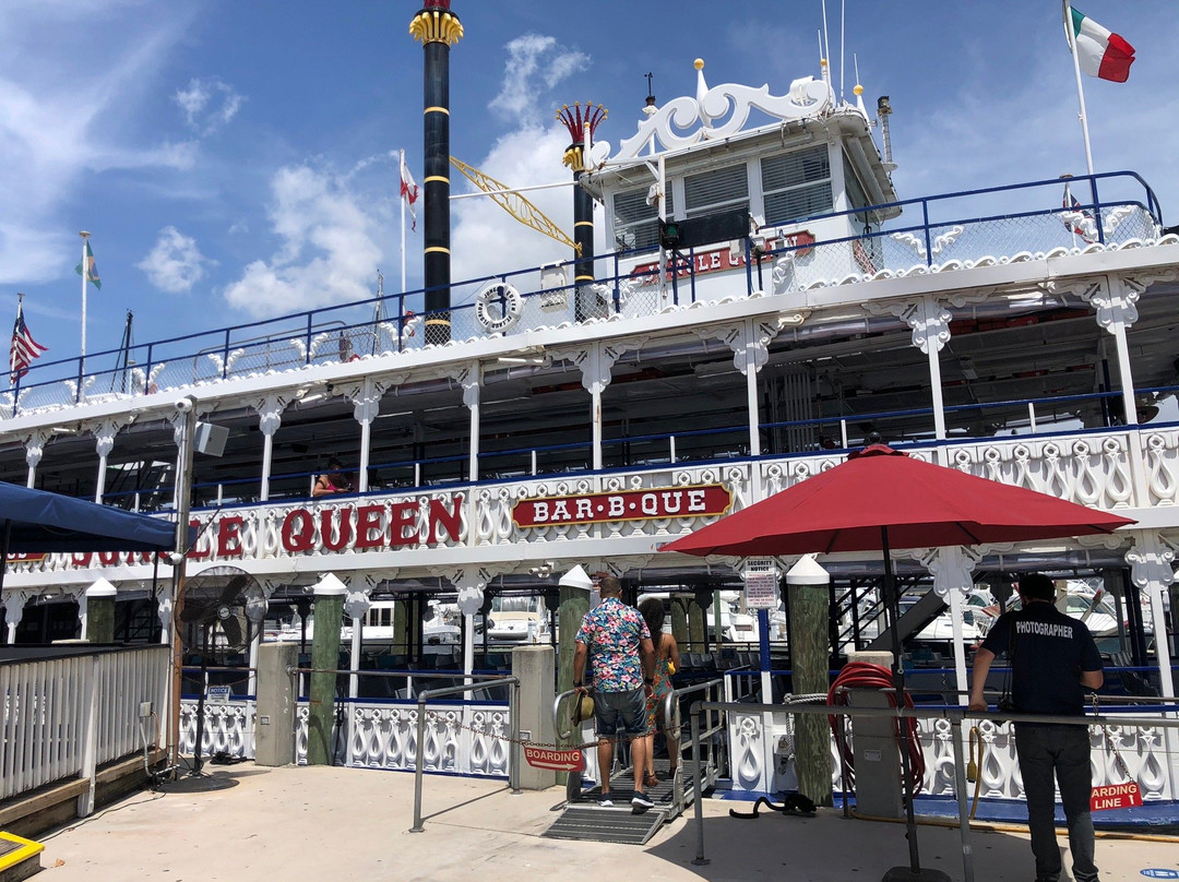 丛林皇后游船-劳德代尔堡必去景点