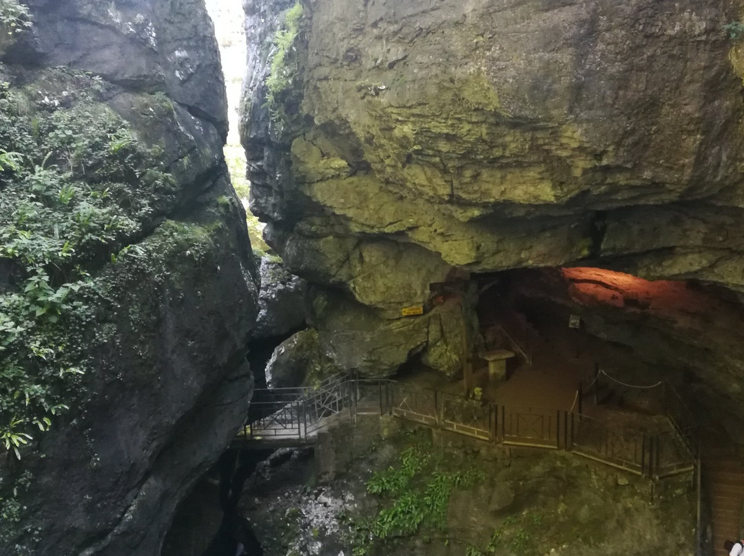 Le Grotte di Pradis景点图片