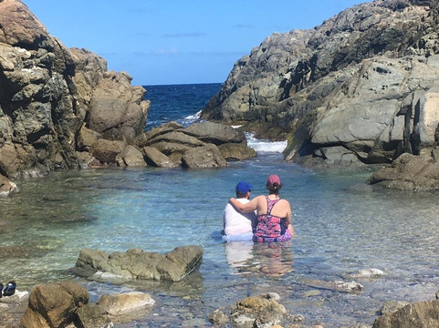 Stray Shower Charters-圣 托马斯必去景点