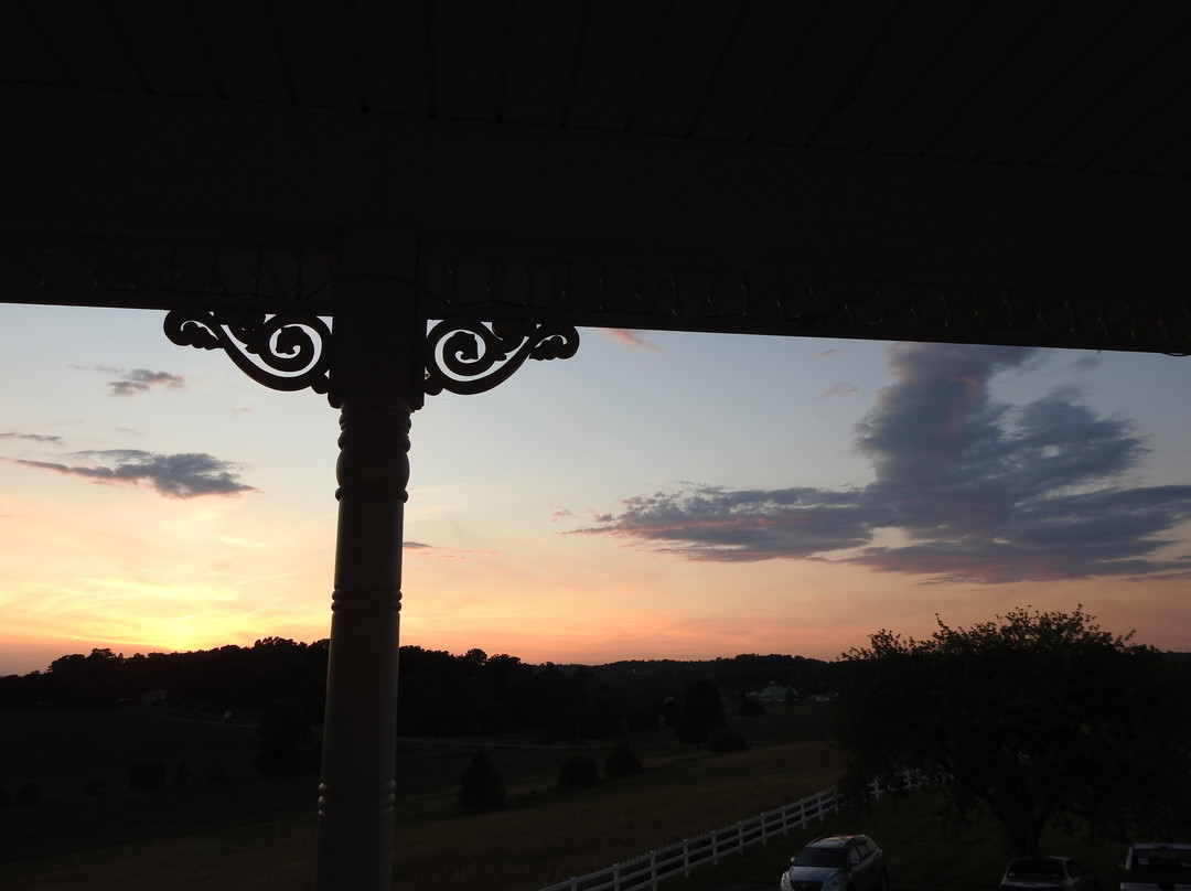 The Inn at Amish Door主图