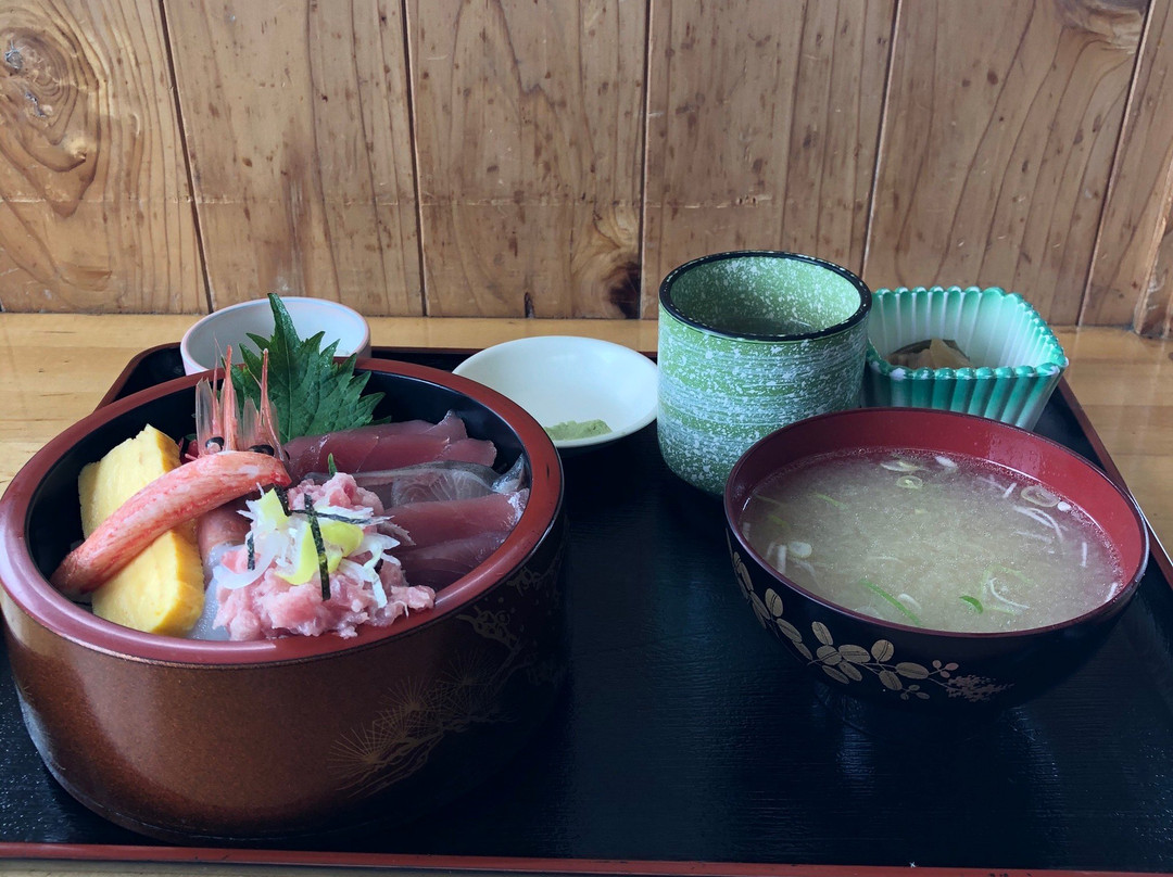 市場食堂 まぐろ屋