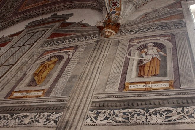 Basilica di Santa Maria in Valvendra景点图片