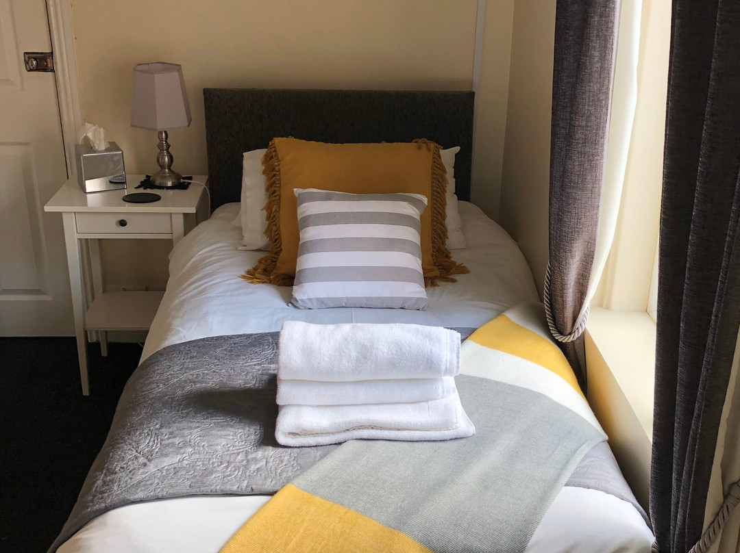 Elmswood Guest House主图