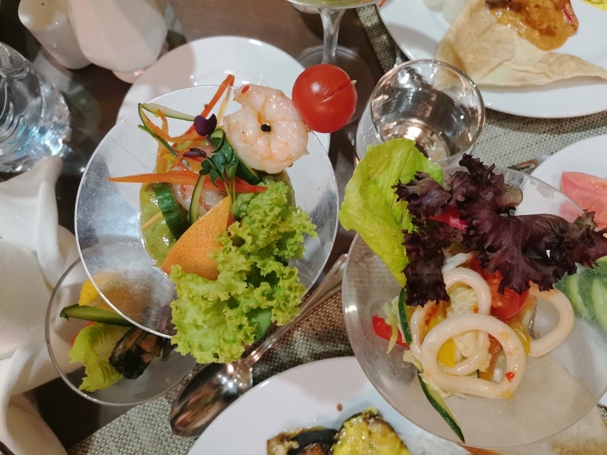 阿布扎比皇家玫瑰酒店,希尔顿格芮精选酒店-餐饮