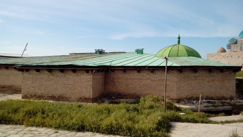 Hilvet Semi-Underground Mosque-Turkistan必去景点