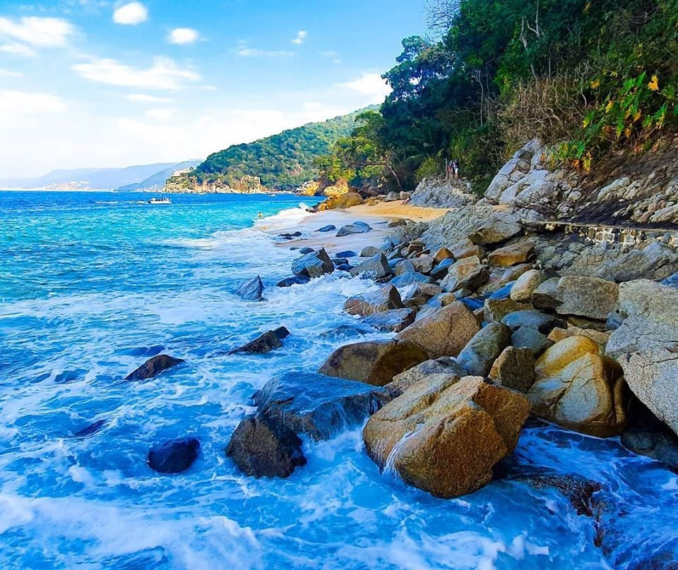 Playa Colomitos-Boca de Tomatlan必去景点