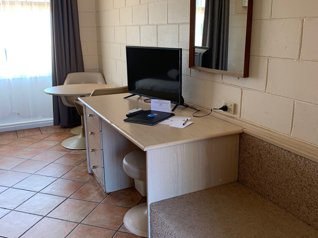 海德兰港招待酒店主图