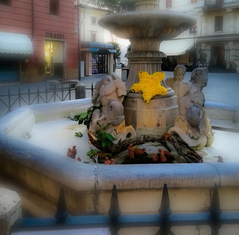 Piazza Vittorio Emanuele II-列蒂必去景点