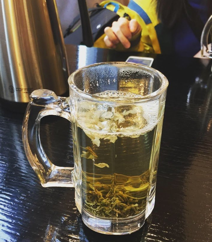 紫百合酒店主图