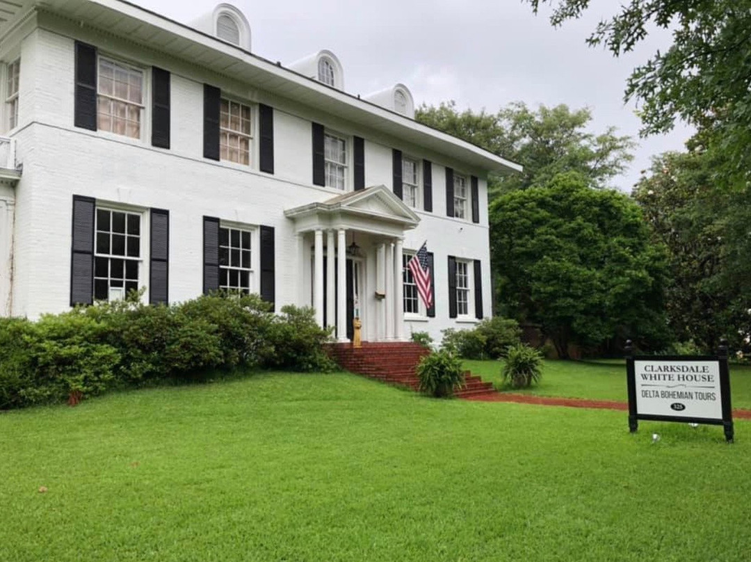 Clarksdale White House主图