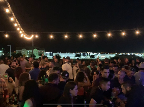 Ryze Rooftop Lounge-拉雷多必去景点