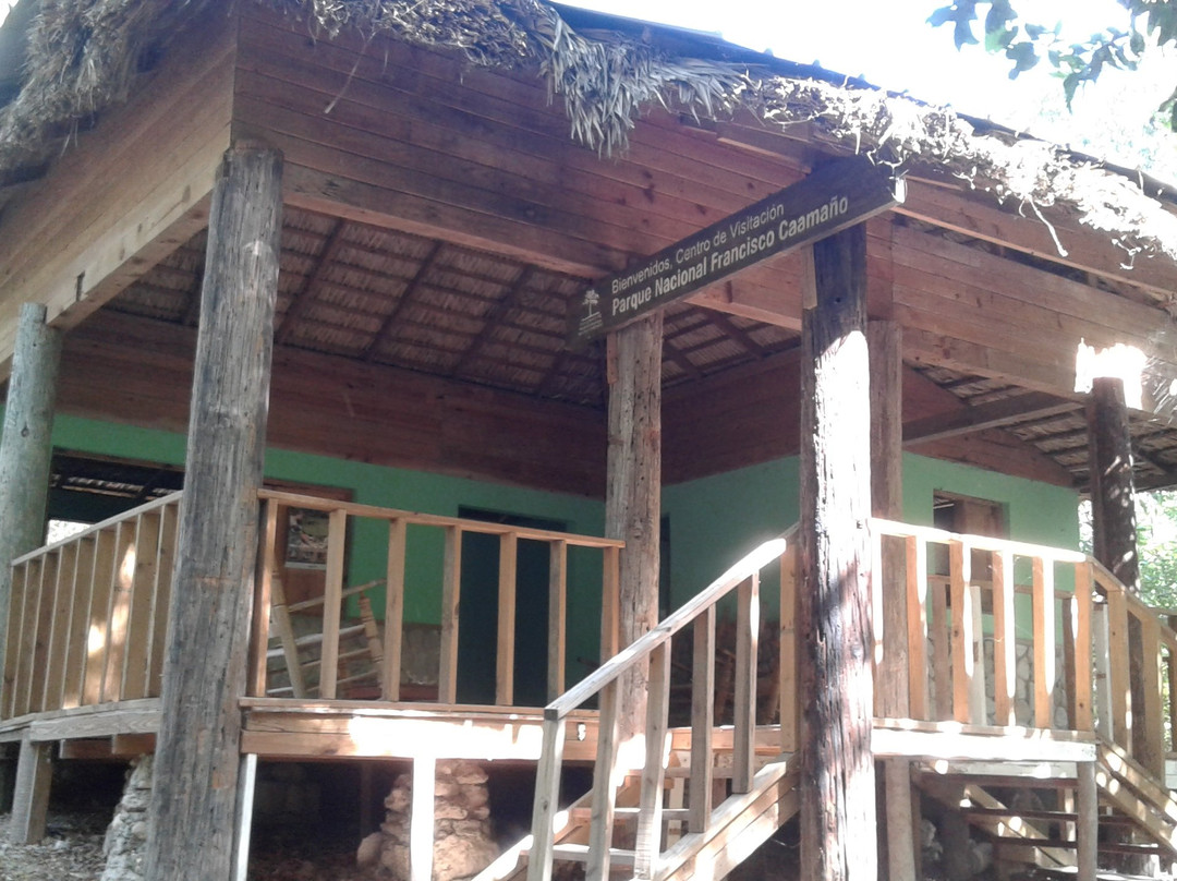 Las Calderas旅游景点-Parque Nacional Francisco Alberto Caamano Deno