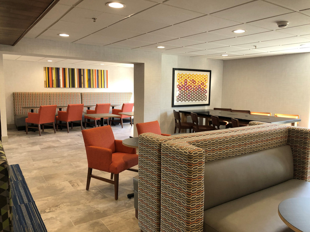 Charles City酒店住宿-Holiday Inn Express Hopewell - Fort Gregg Adams By IHG