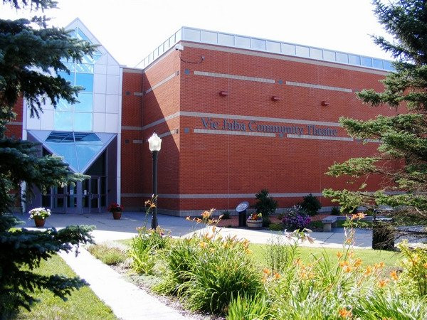 Lashburn旅游景点-Vic Juba Community Theatre