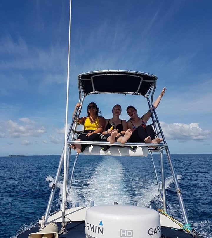 Tuna Moana Whale Swim Adventures-努库阿洛法必去景点