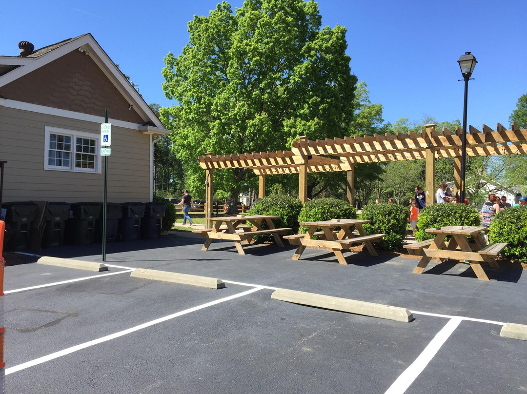 Zebulon旅游景点-Oak City Brewing Company