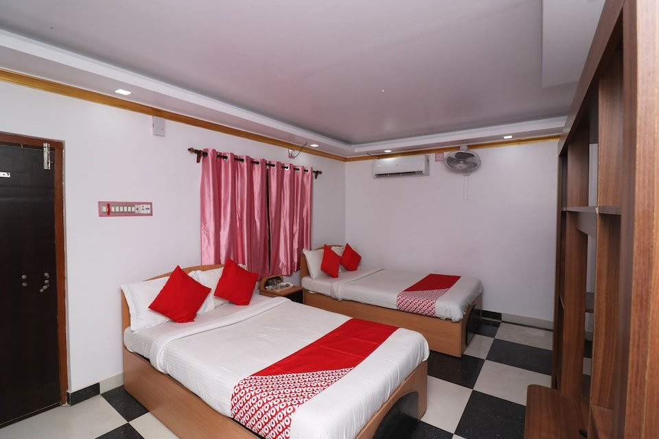 Shantiniketan Guest House主图