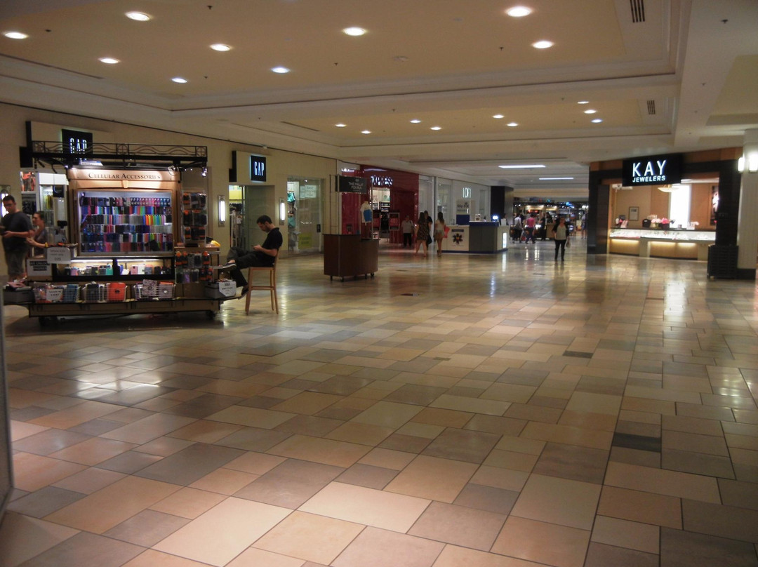 The Mall at Fox Run景点图片