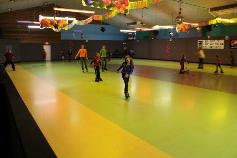 Johnsburg旅游景点-Skate on Grand