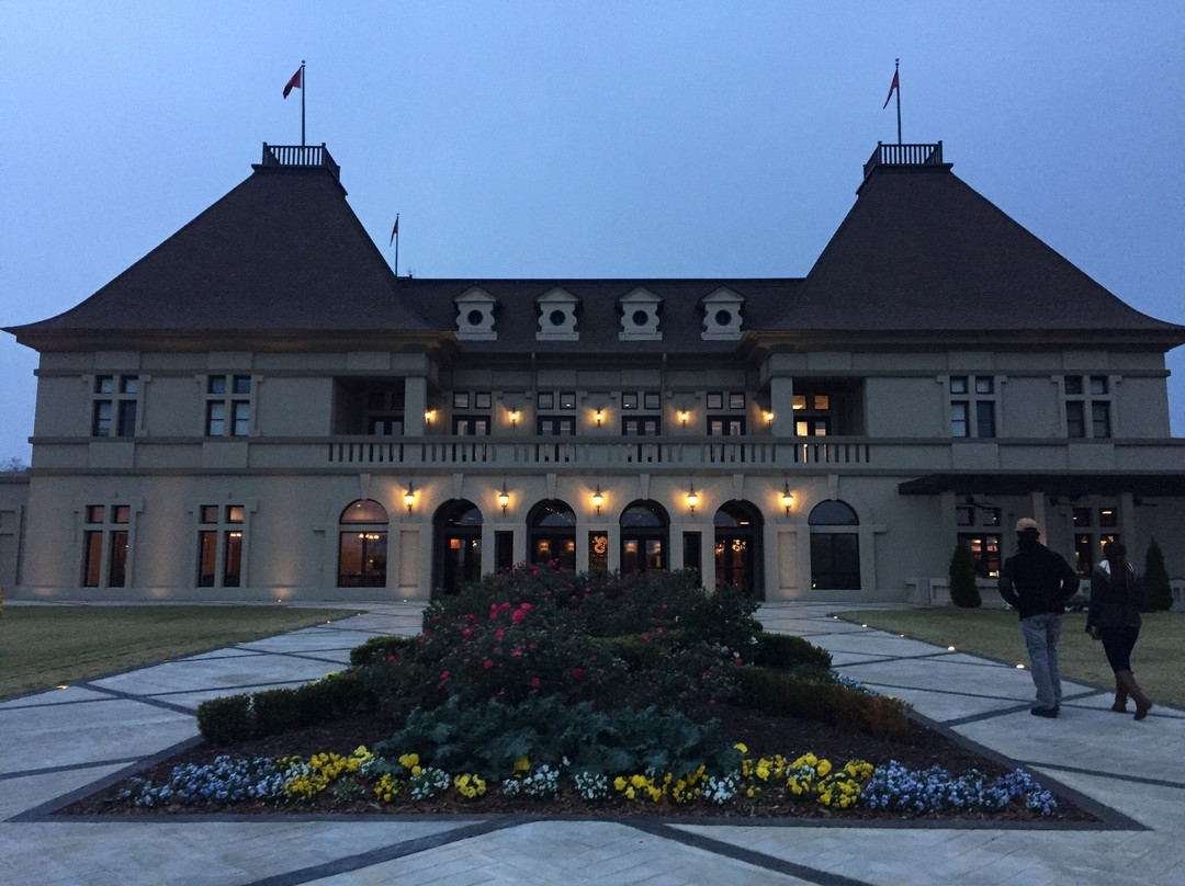 布拉塞尔顿旅游景点-Chateau Elan Winery