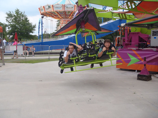 Broadway Amusement Rides-美特尔海滩必去景点