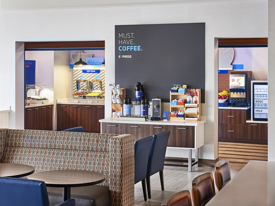 Holiday Inn Express Sarnia - Point Edward By IHG主图