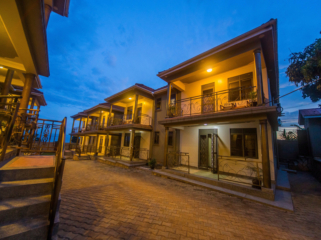 Victoria Breeze Apartments主图