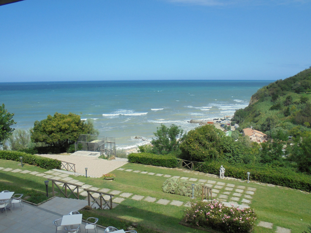 Hotel Capo Est主图