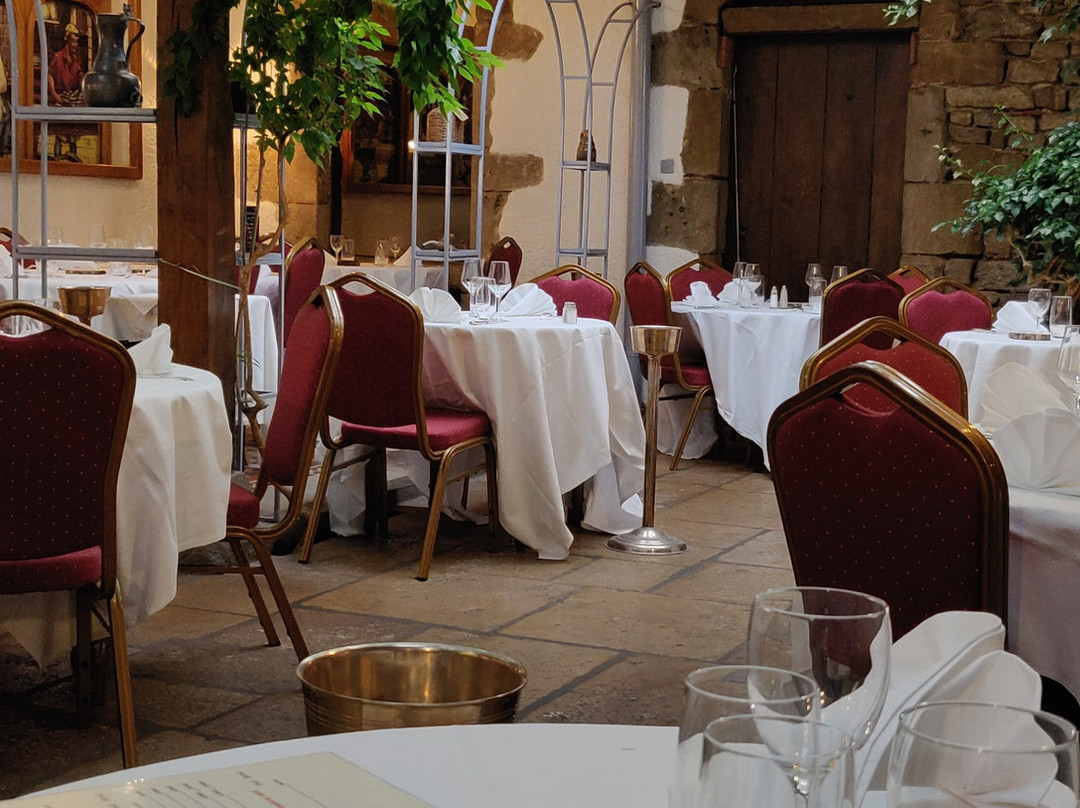 卡米尔酒店主图