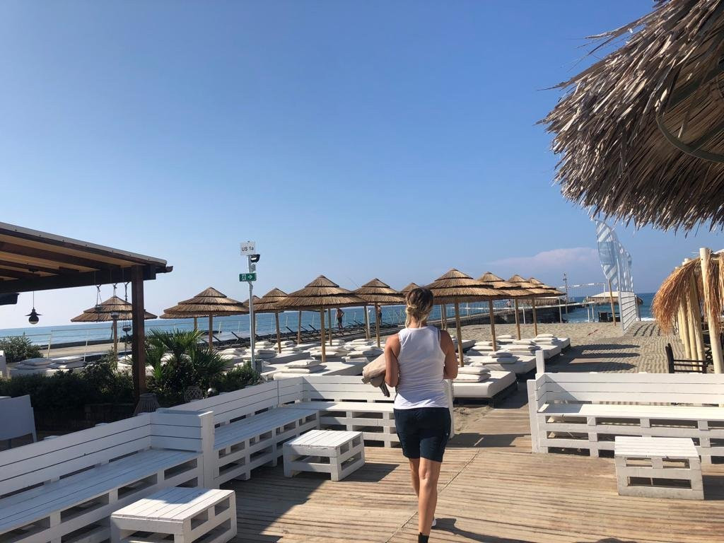 Beach Club-Cinquale必去景点