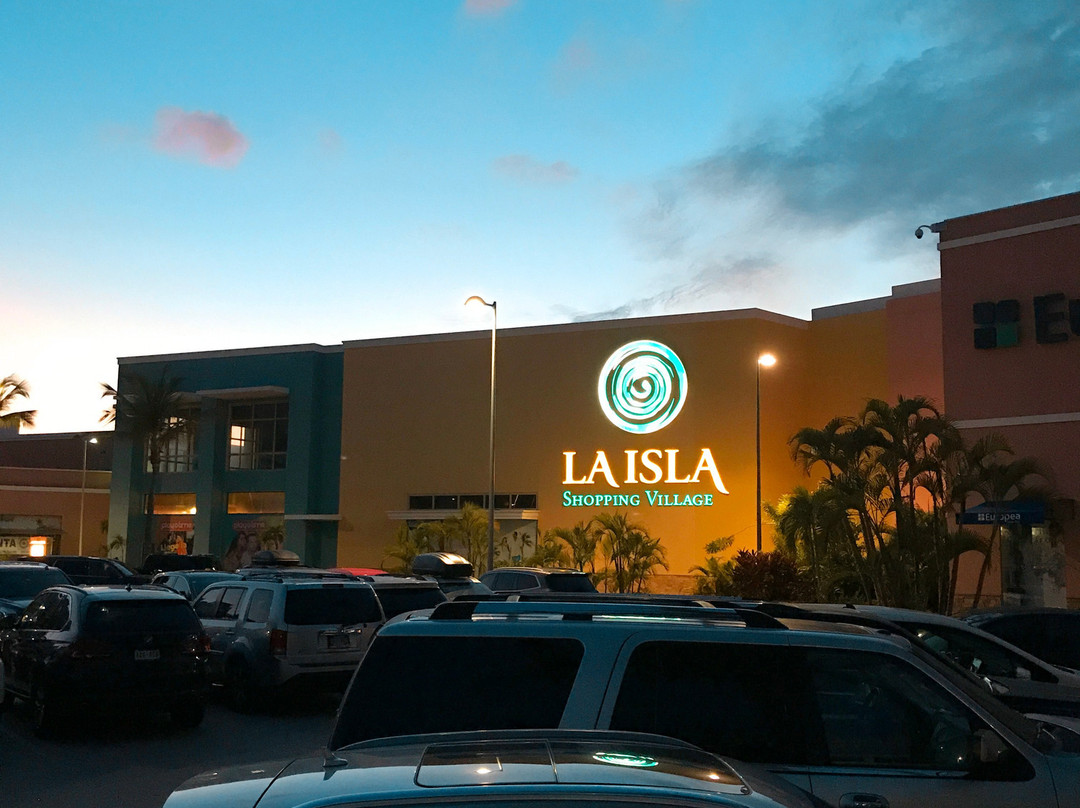 La Isla Acapulco Shopping Village景点图片