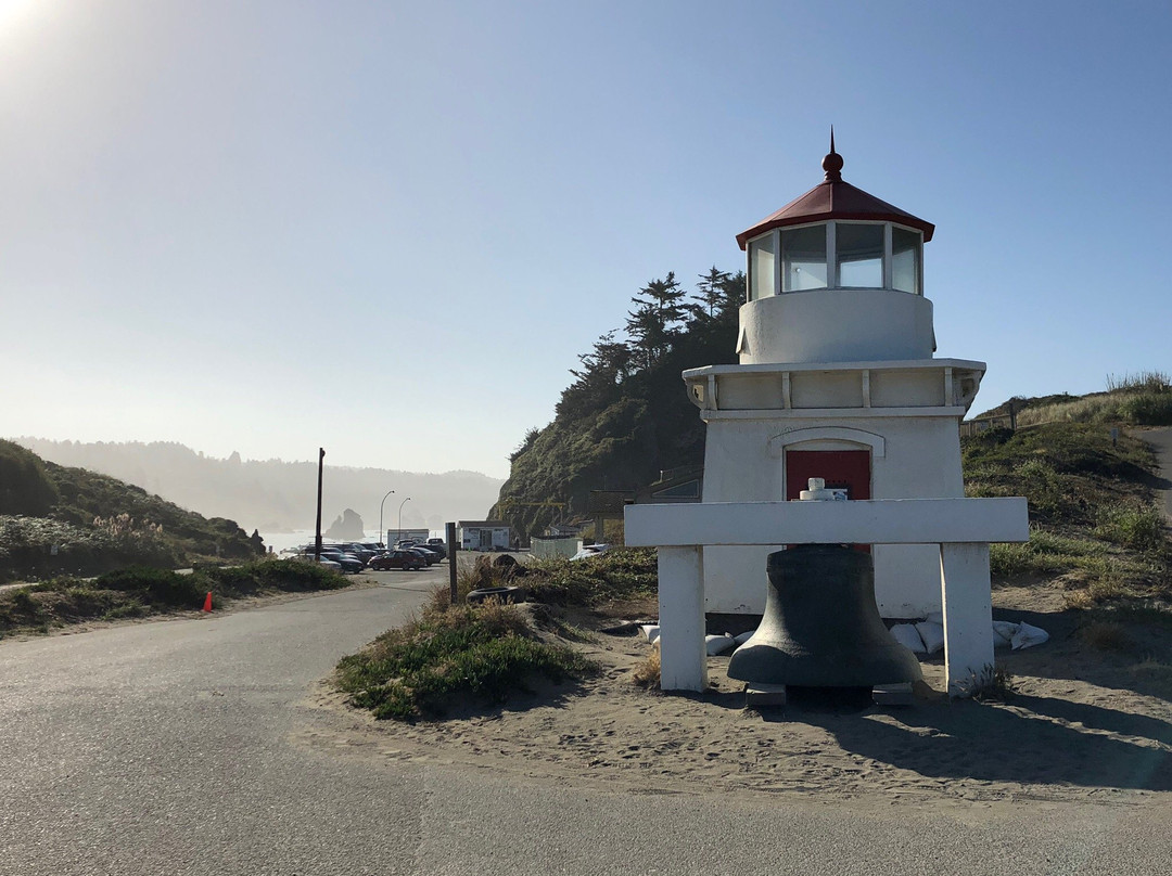 Trinidad Memorial and Memorial Lighthouse景点图片
