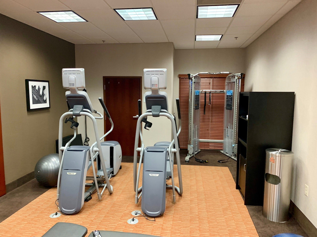 Holiday Inn Ardmore I-35 By IHG主图