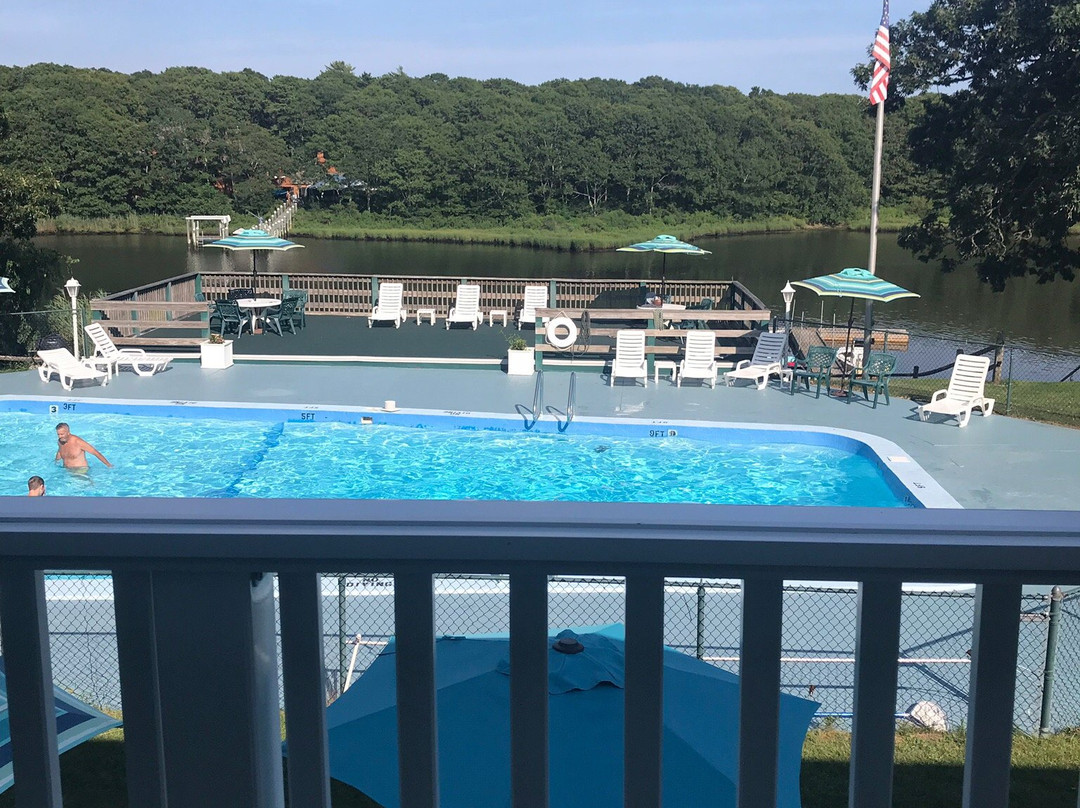 Green Harbor Waterfront Lodging主图