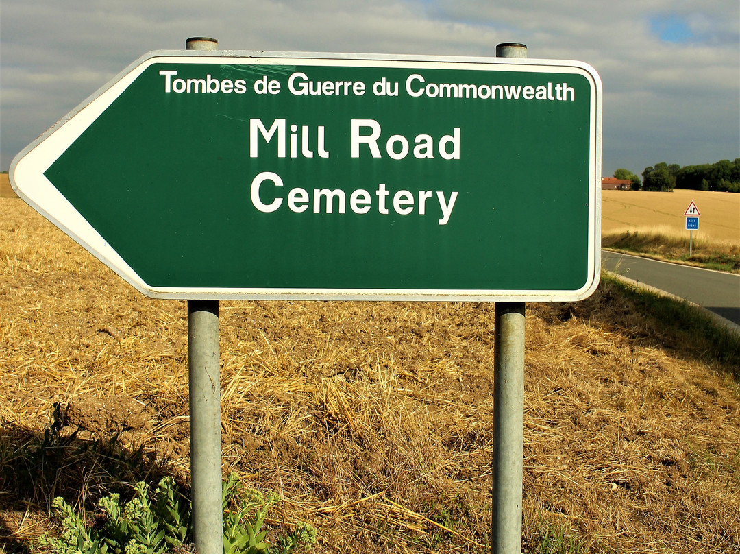 Mill Road Cemetery景点图片