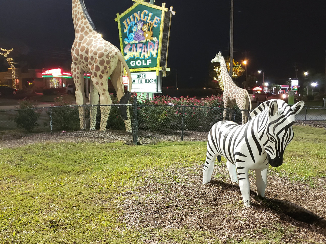 Jungle Safari Mini Golf-美特尔海滩必去景点