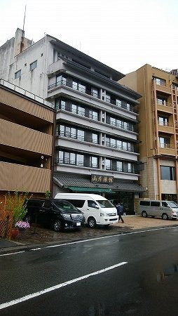 山岸旅馆主图